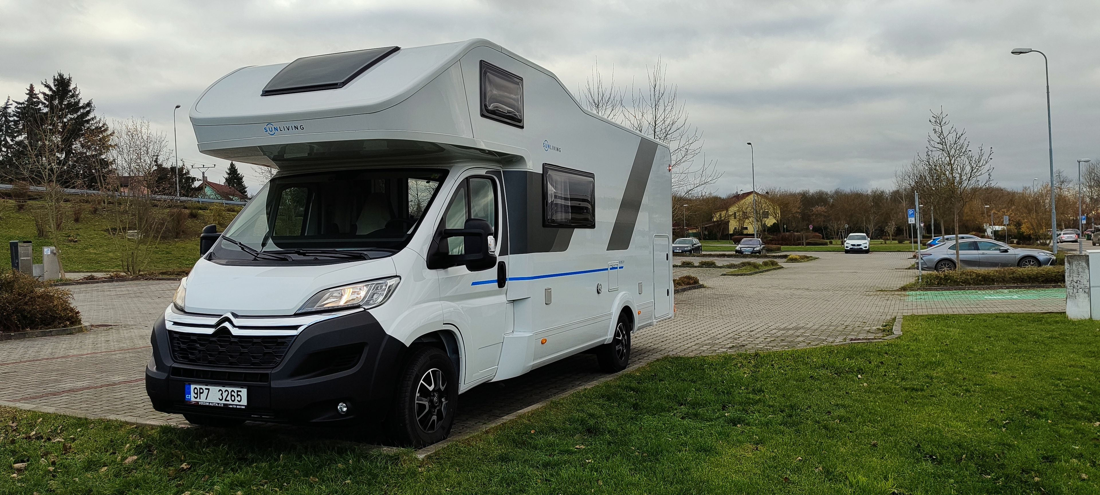 main caravan image