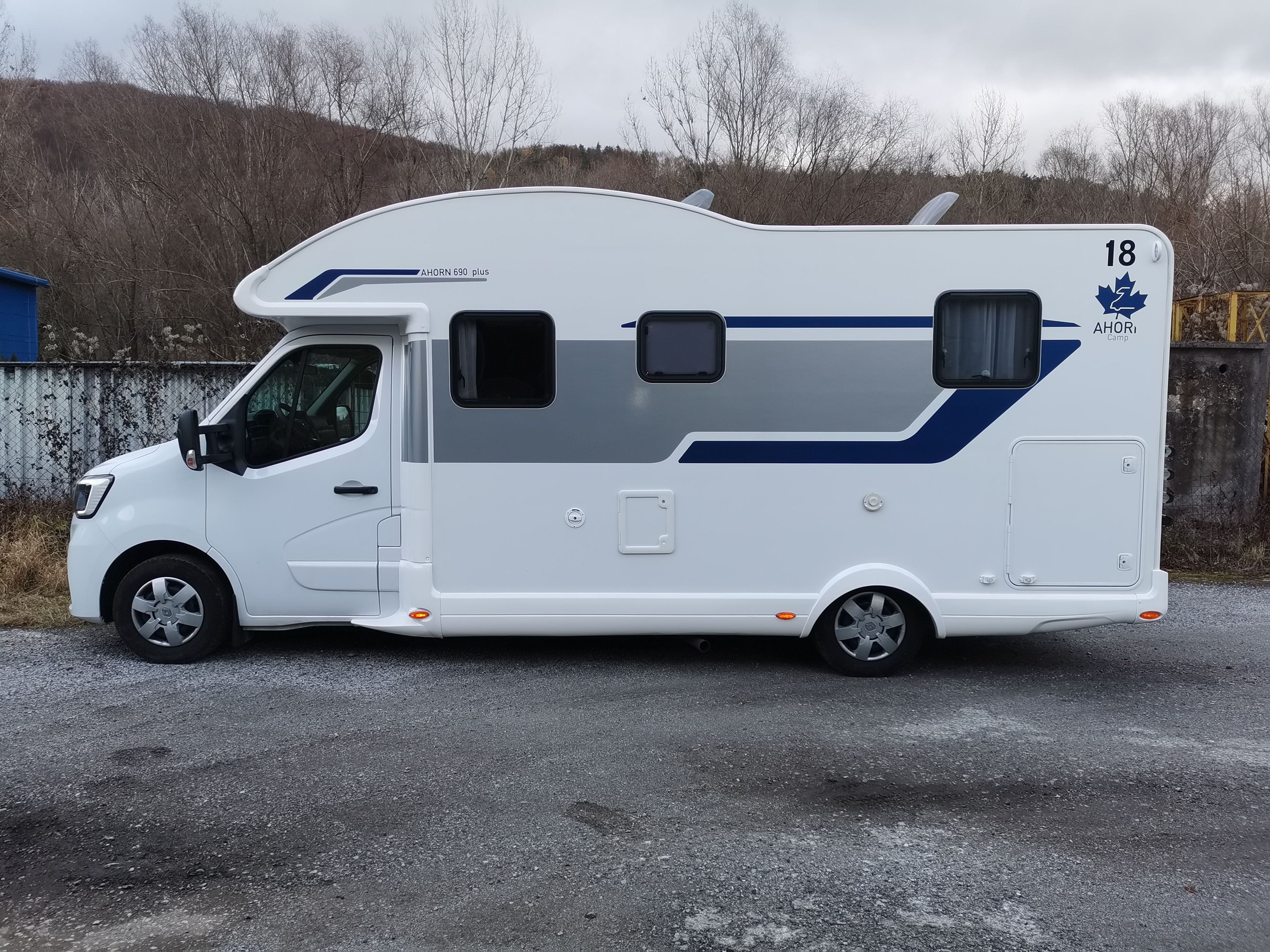 main caravan image