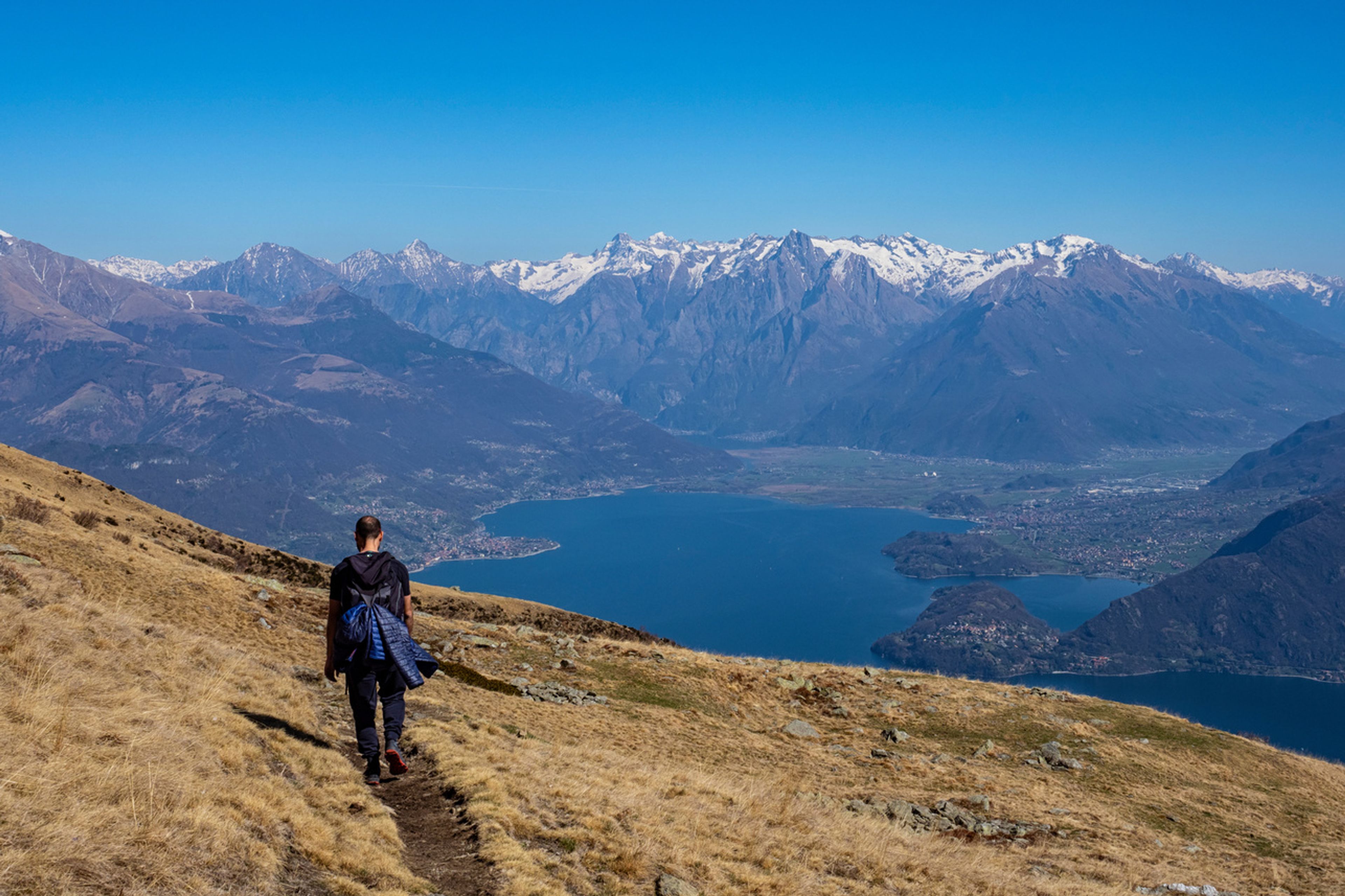 itinerari escursionistici intorno al Lago di Como in camper