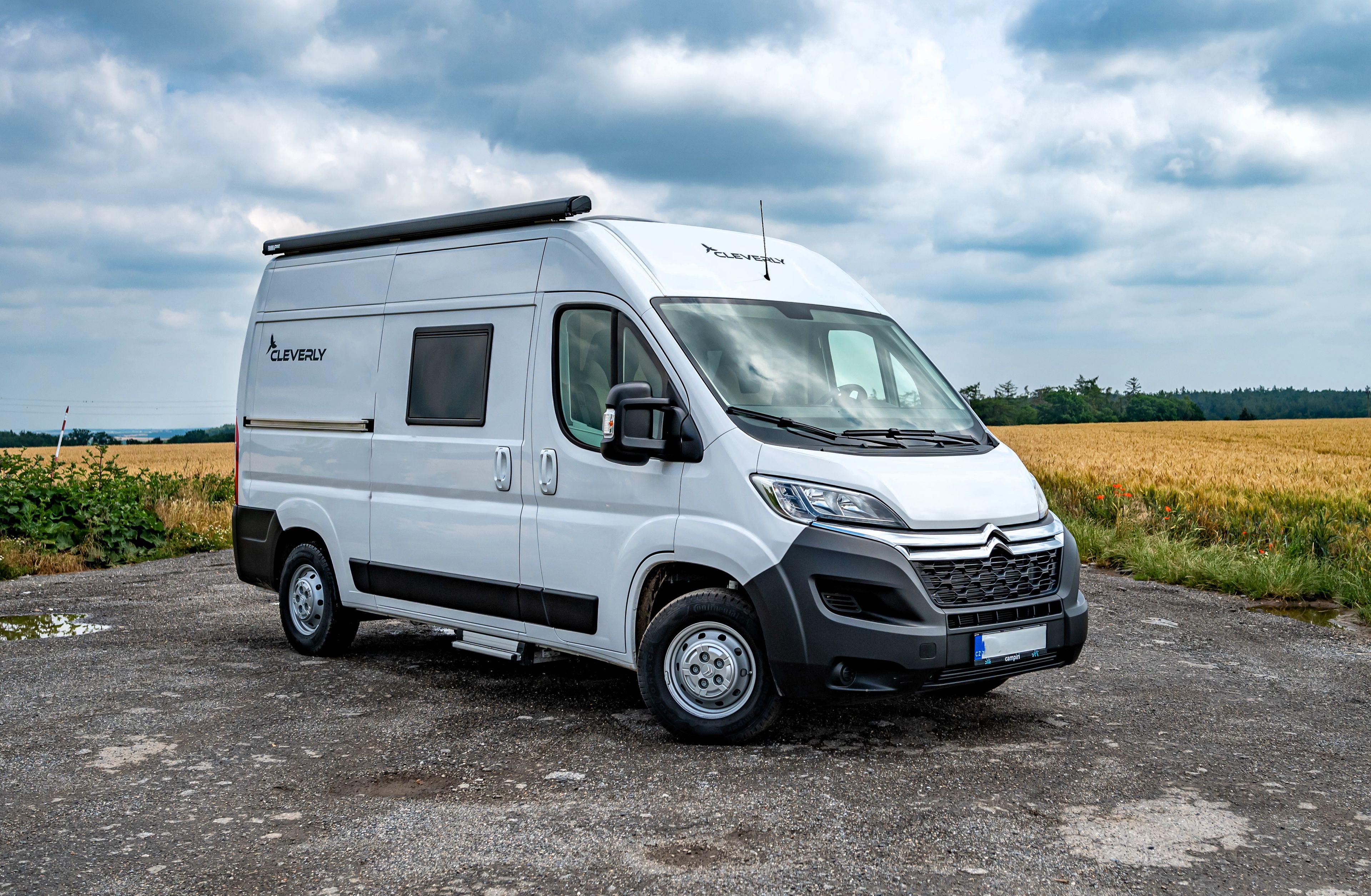 main caravan image