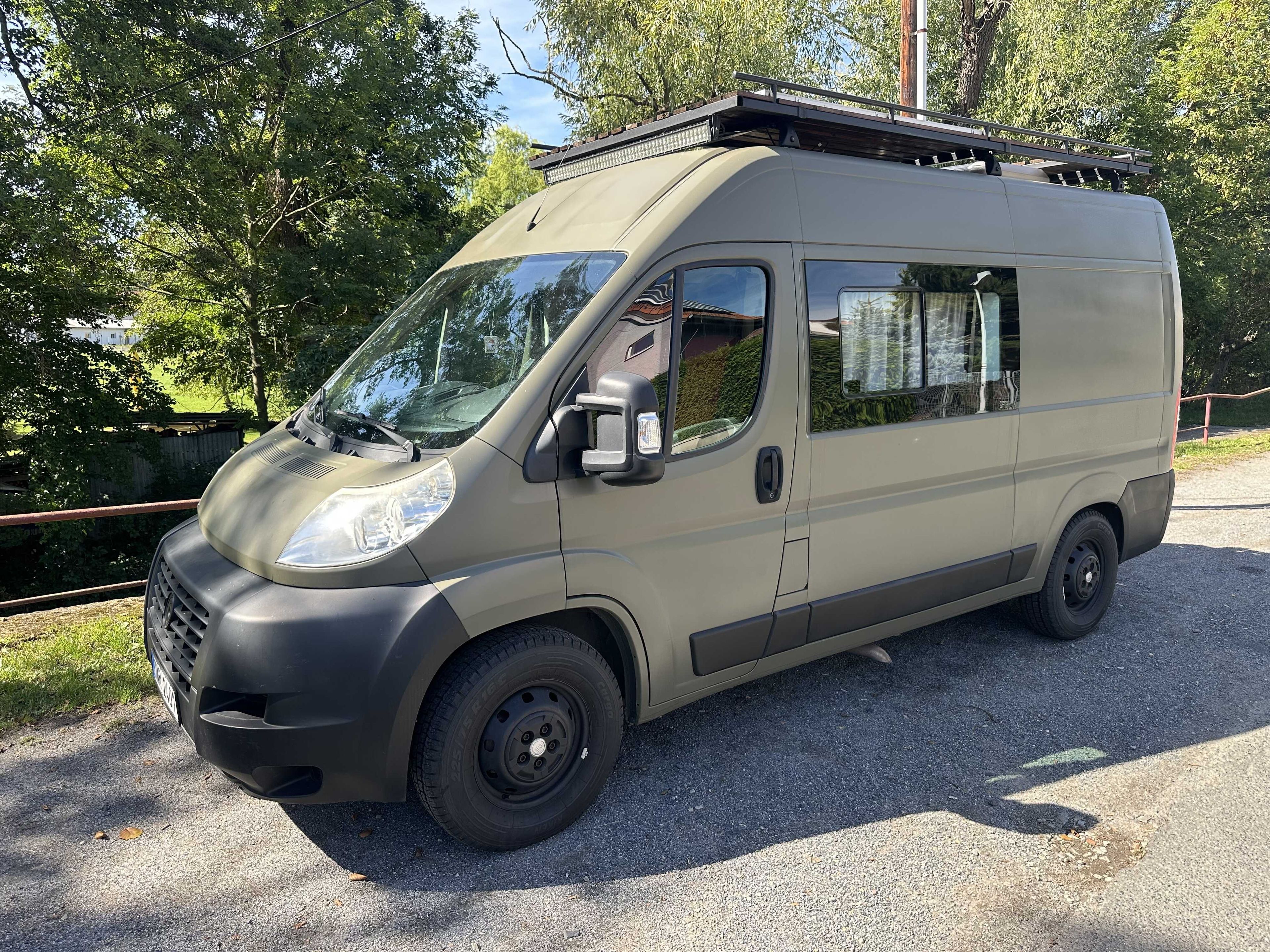 main caravan image