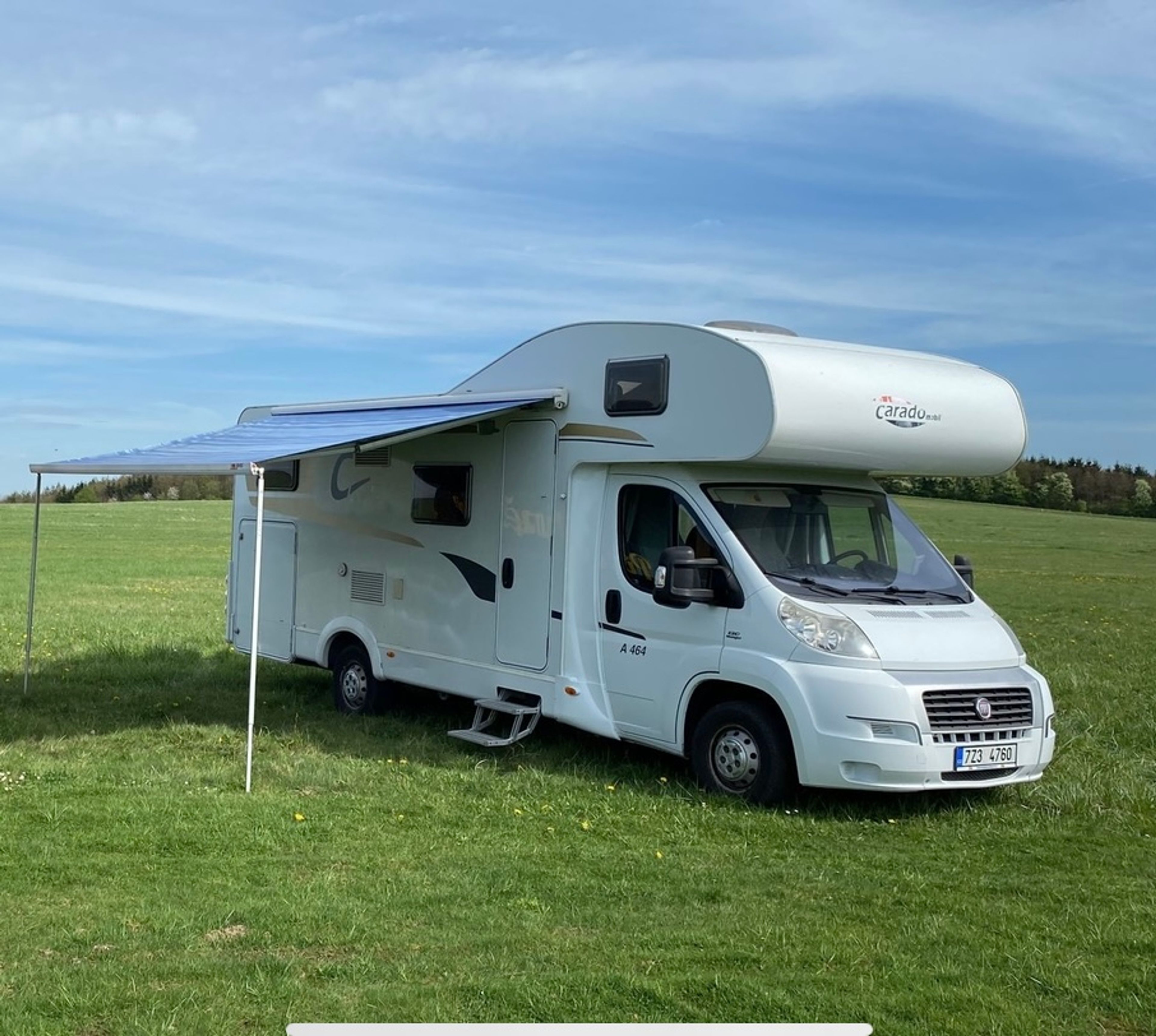 main caravan image
