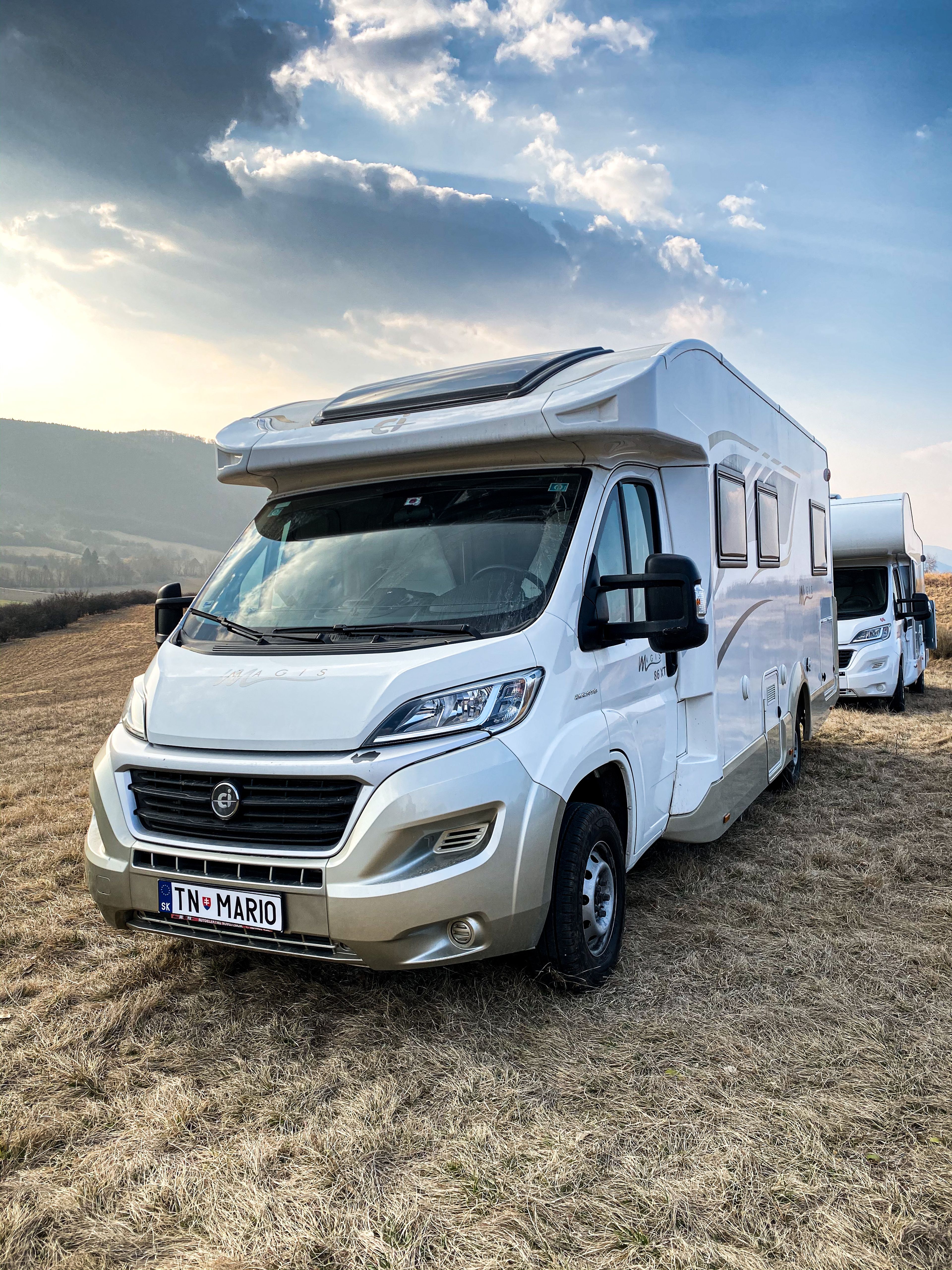 main caravan image