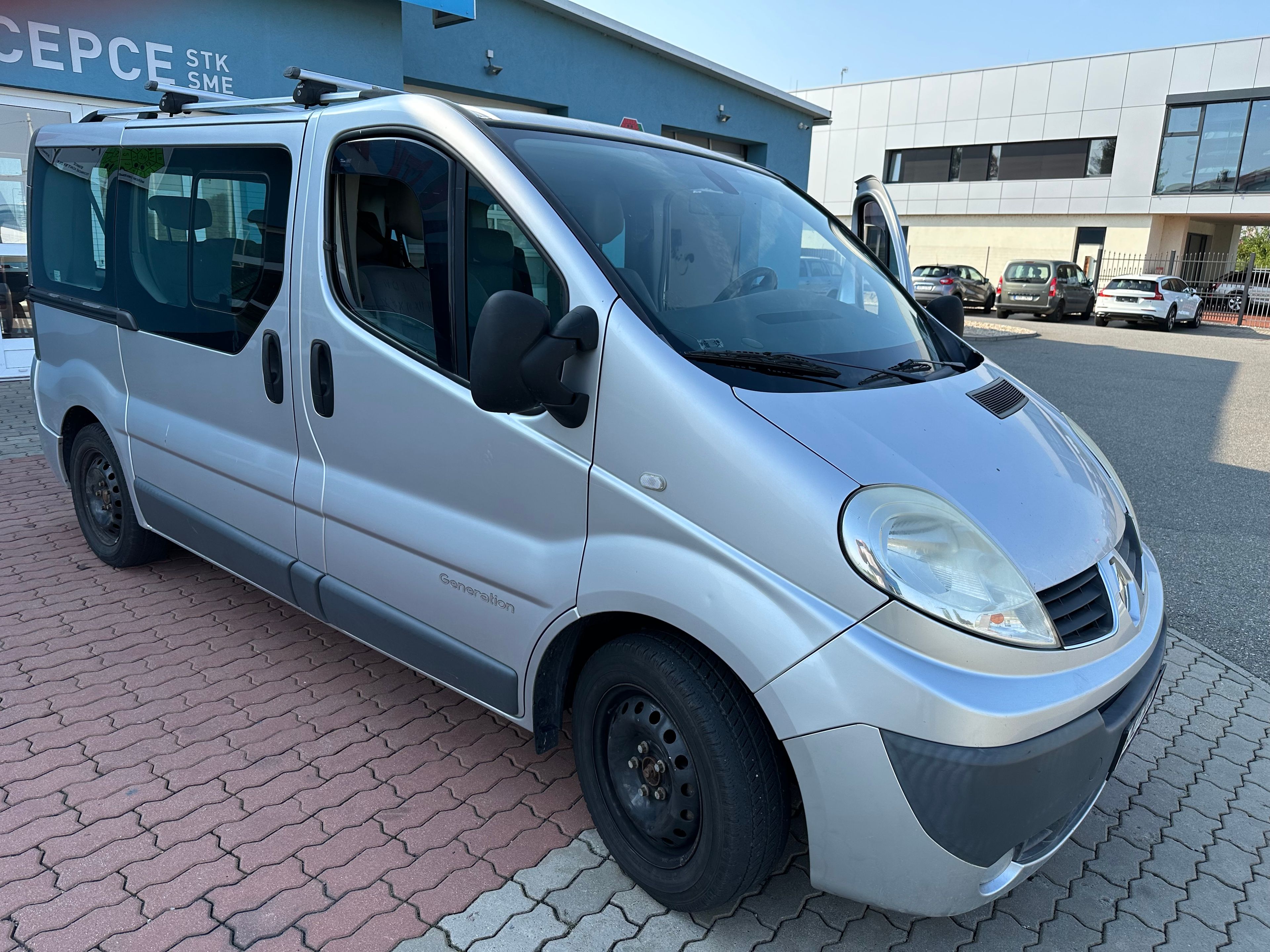 main caravan image