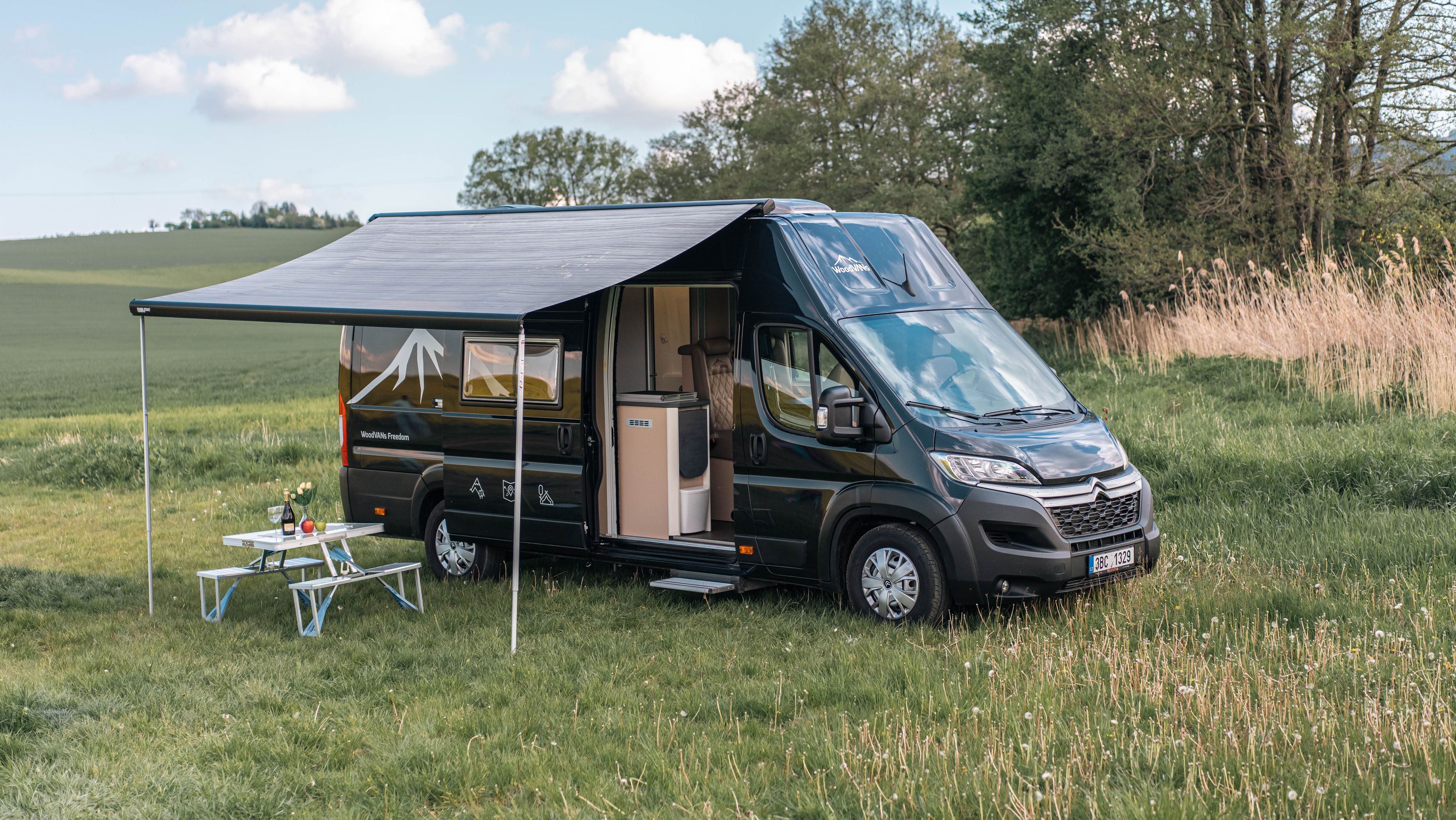 main caravan image