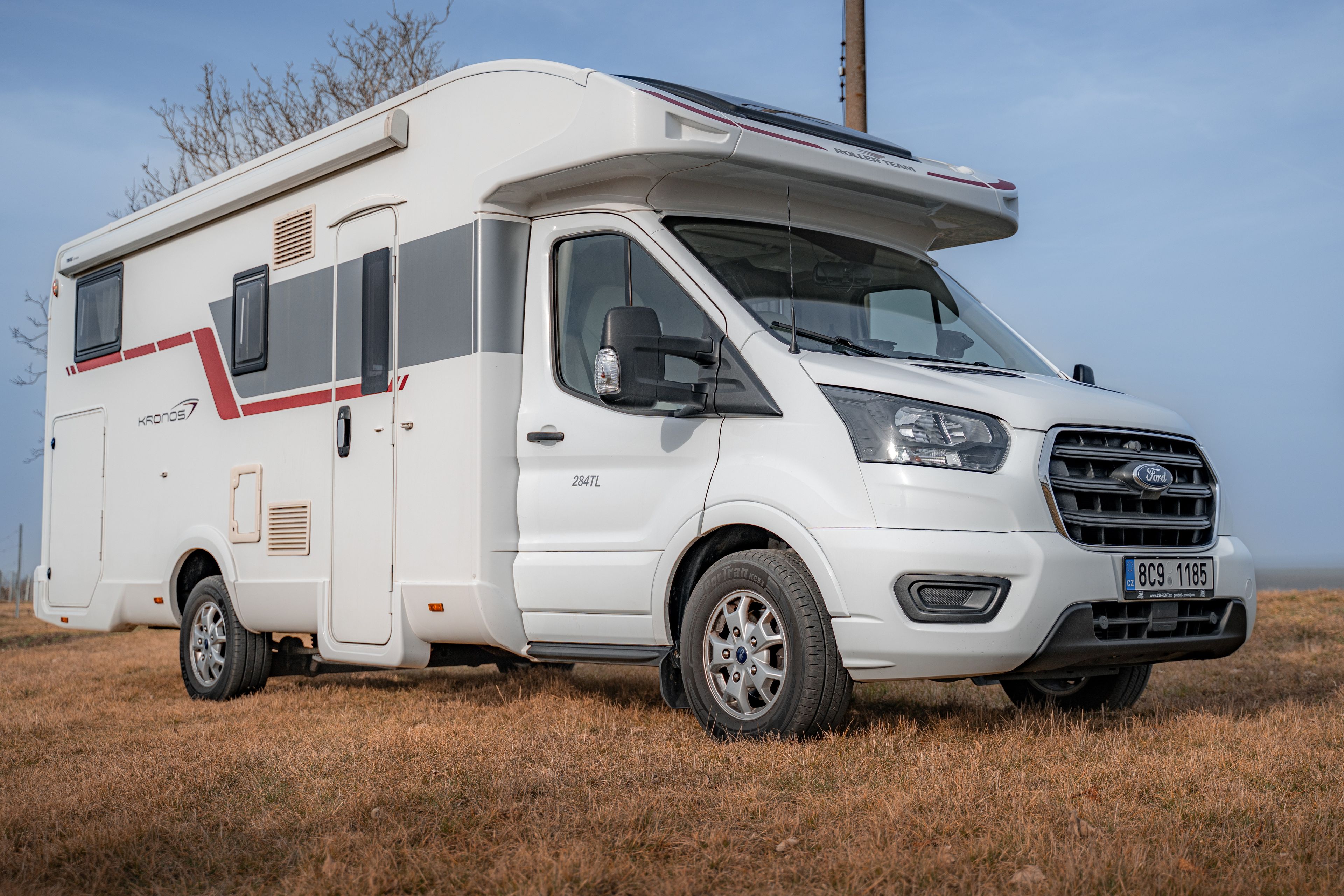 main caravan image